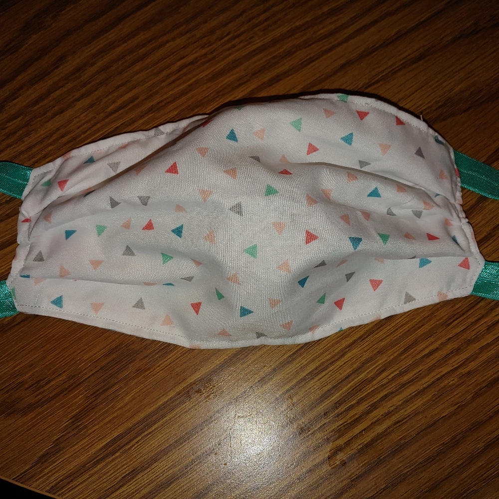 Triangle pattern adult size washable cover